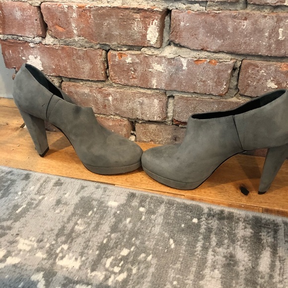 Cole Haan … platform heel suede ankle boots - Picture 10 of 16